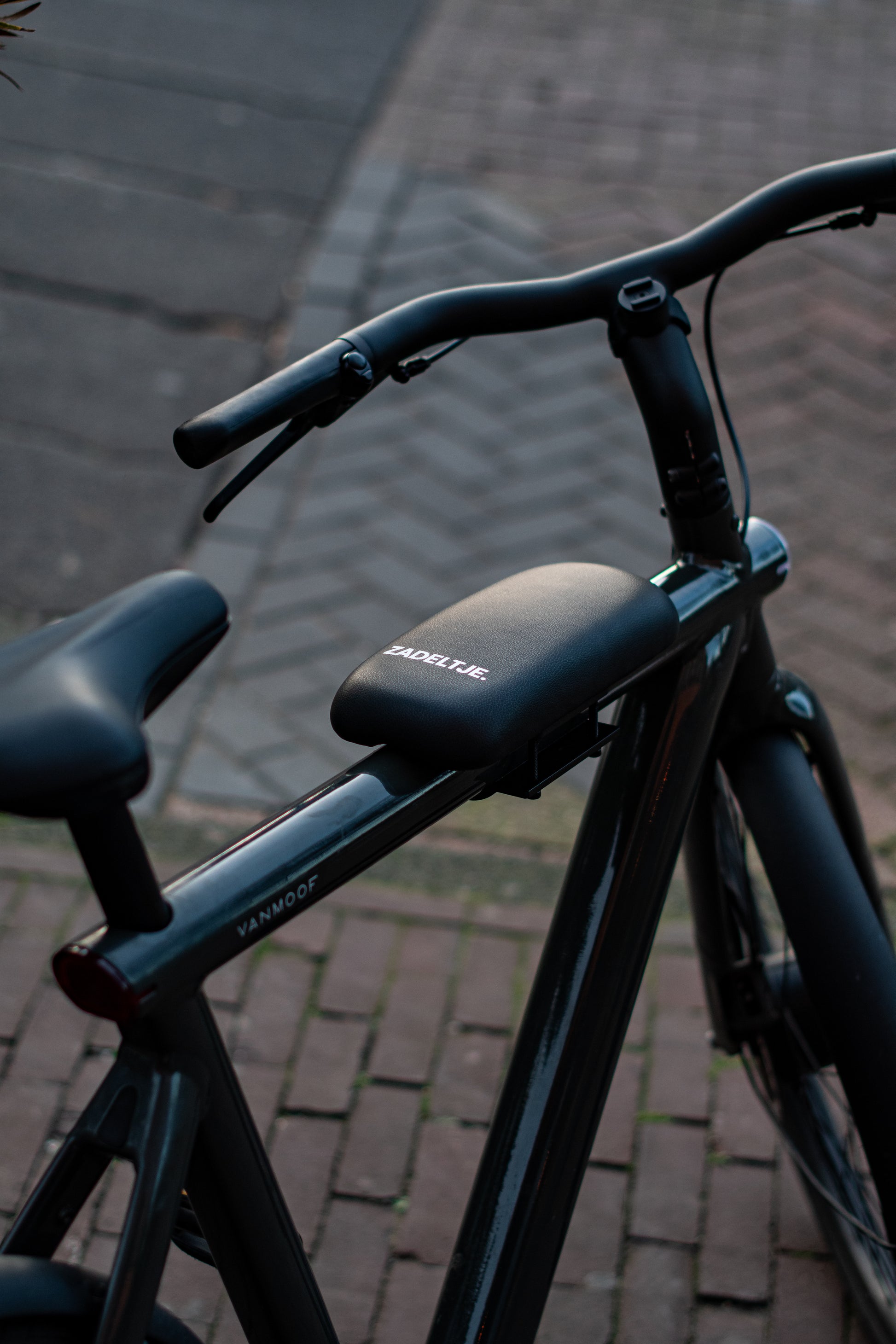 SADDLE.
